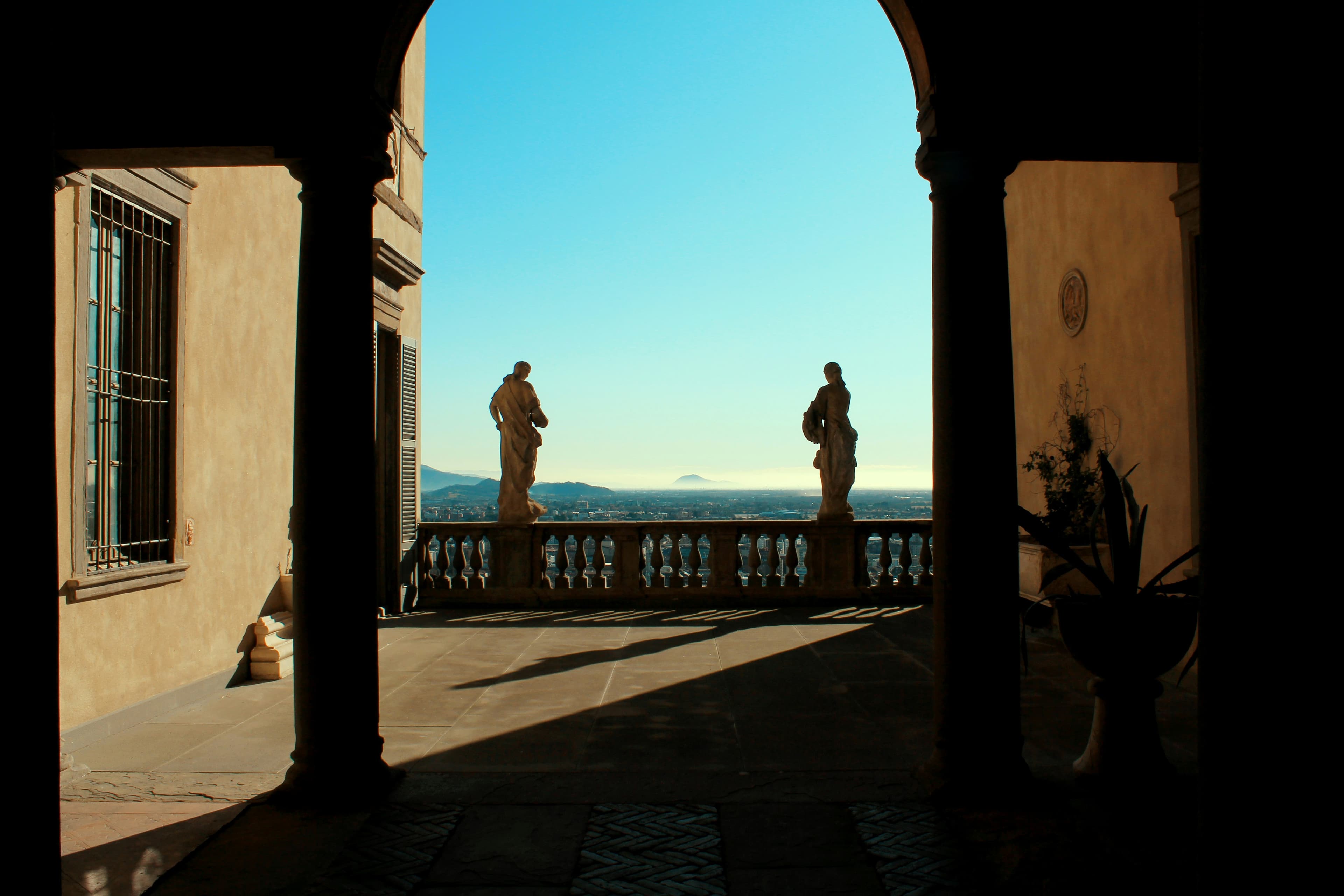Gallery Picture